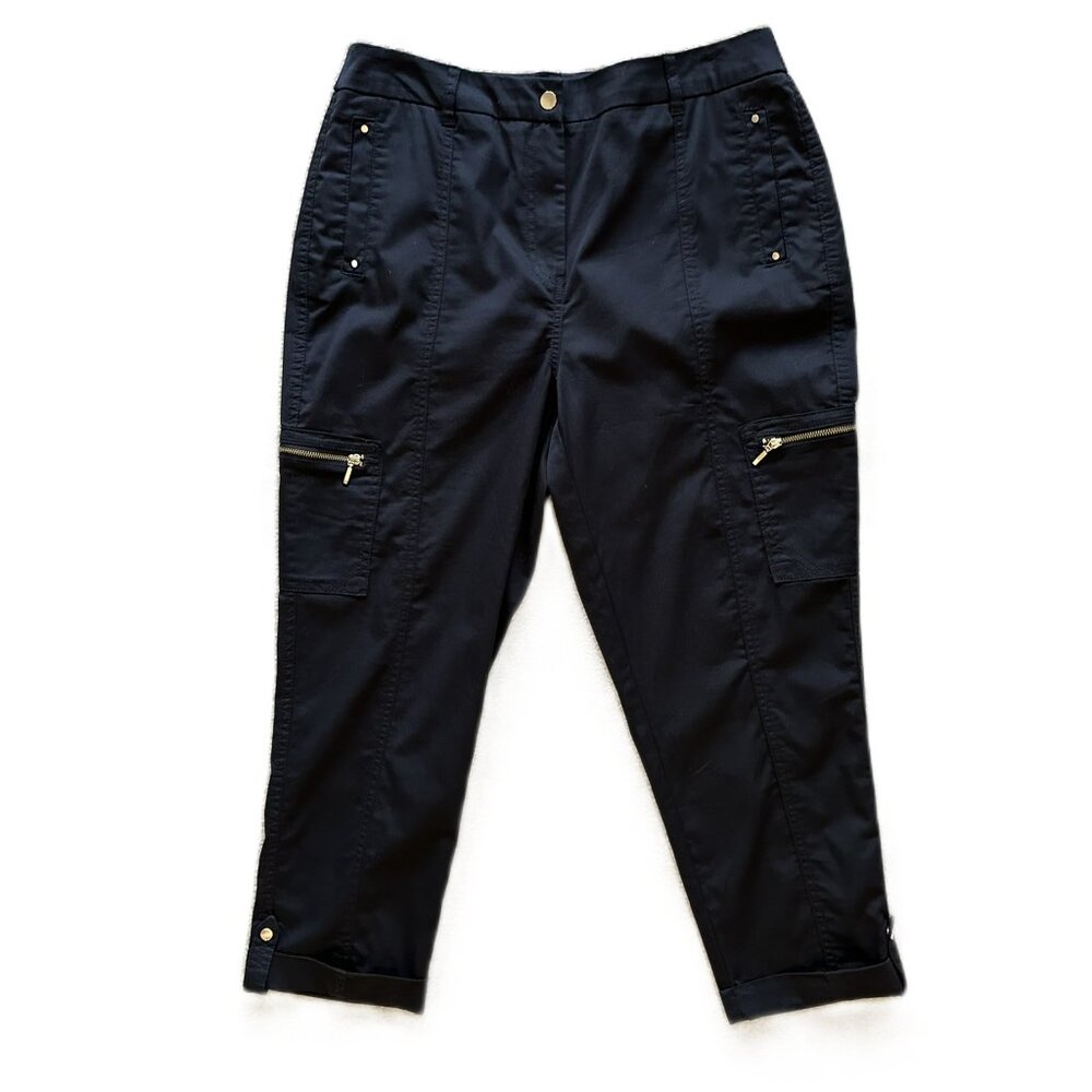 Chico's Women's Cuffed Cropped Cargo Pants Size 1 Medium Black Casual